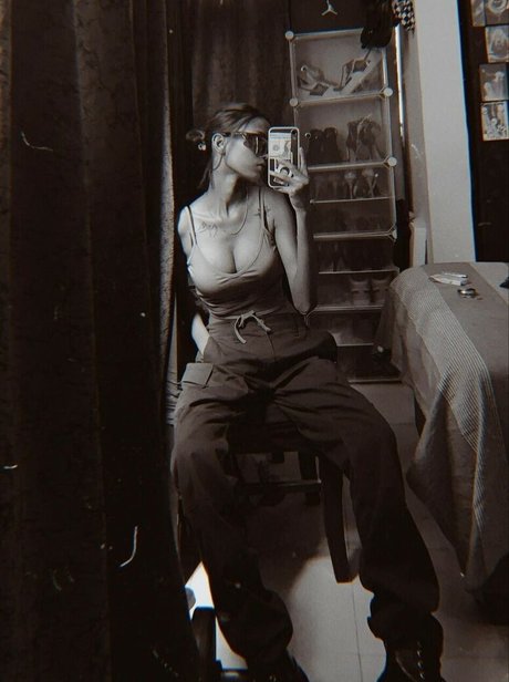 Akansha Laida top star photos