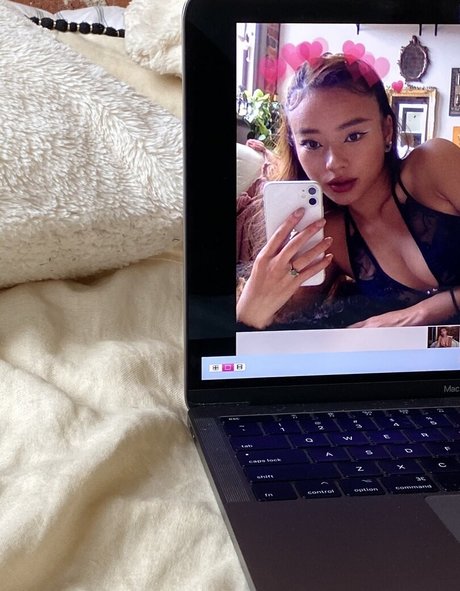 lovewaterr pornstar pic