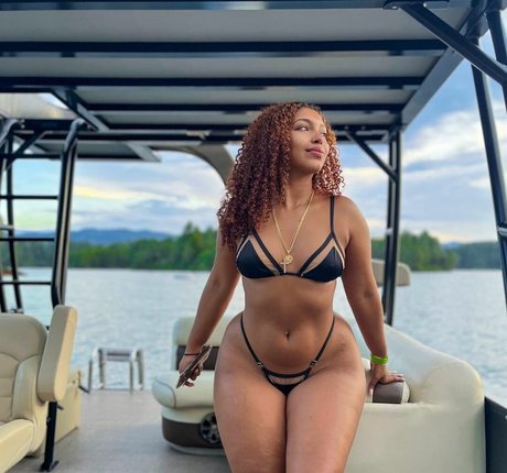 Maria Jose Vergara model nice img