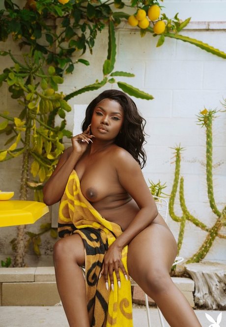 Aziza erotic actress img