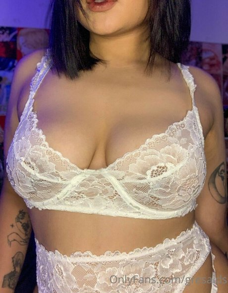 gresaids model hot gallery