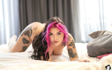 bethkenny model high quality pictures