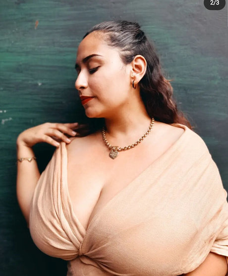 Amay free pornstar pics