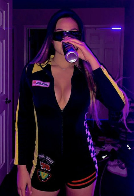 Carly Wong actress pics