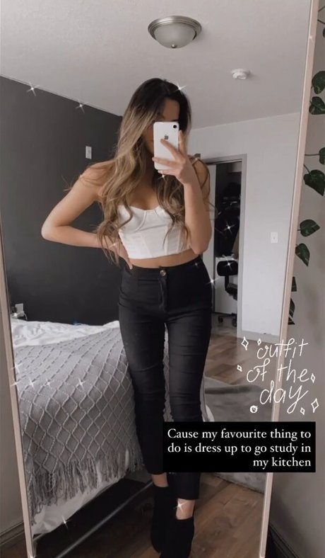 Carly Wong star porn pictures