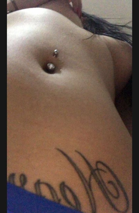 Luiza Goulart model adult img