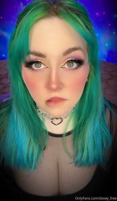 Dovey ASMR sexy star pic