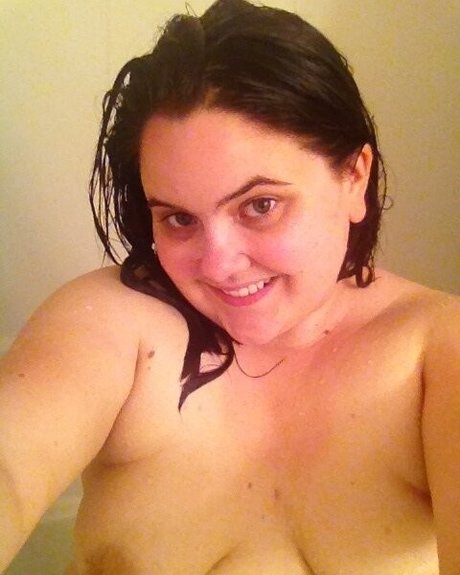 Chubolatechip sexy pornstar picture