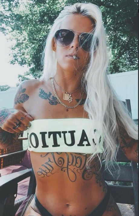 Bbygirl Justpeachiii naked pornstar images