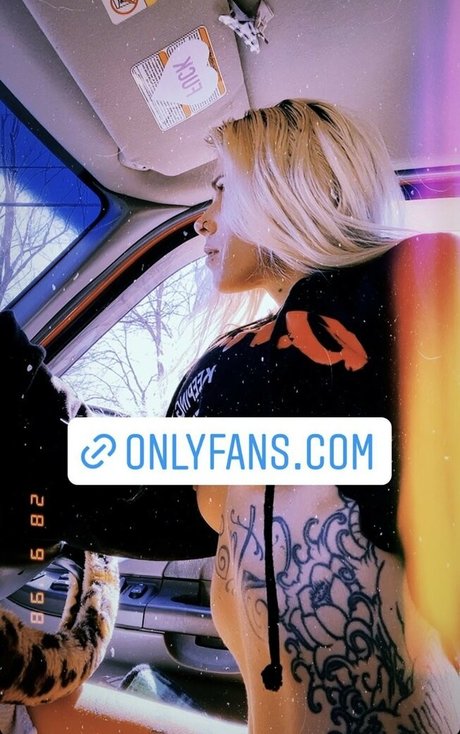 Bbygirl Justpeachiii naked model img