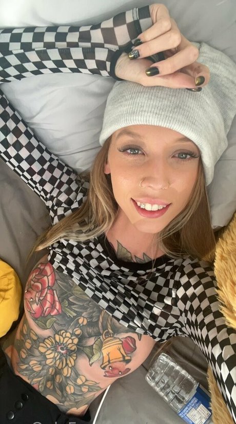 eggstarrrrr erotic model gallery