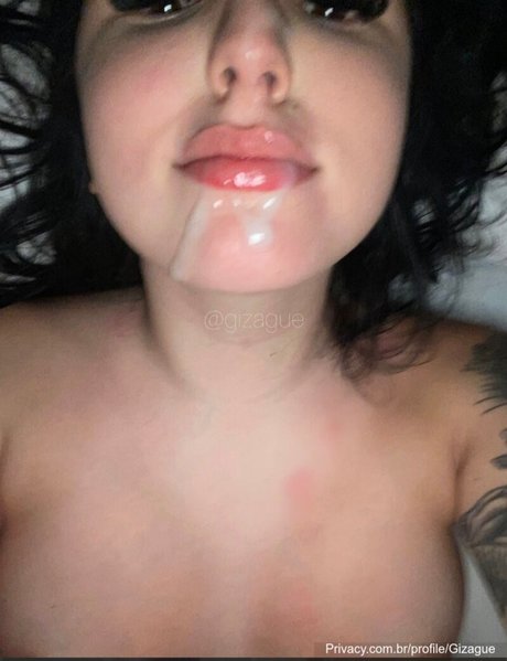 Giovanna Zague star sexy pics