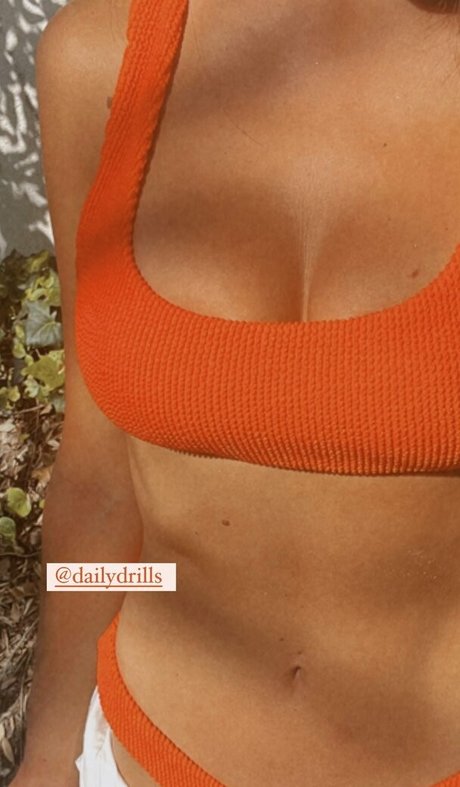 Alyssa Lynch nude star picture