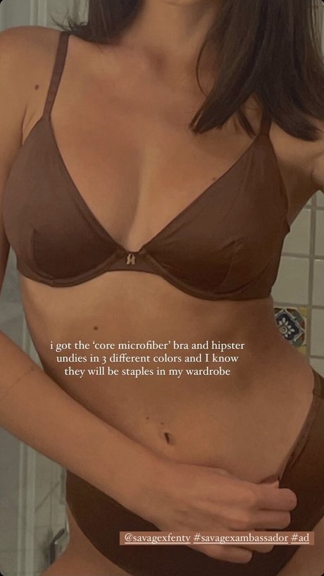 Alyssa Lynch star nudes pics