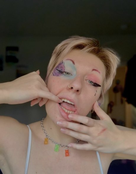 Peachymaxine hd star images