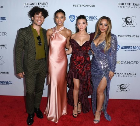 Daniela Nieves star free pictures