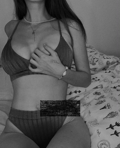 Cap0nce best actress images