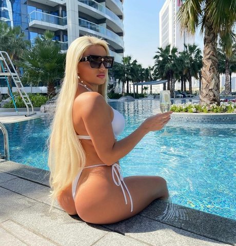 Jelena Savic exclusive star pictures