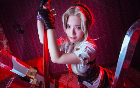 OnniesM star nude pic