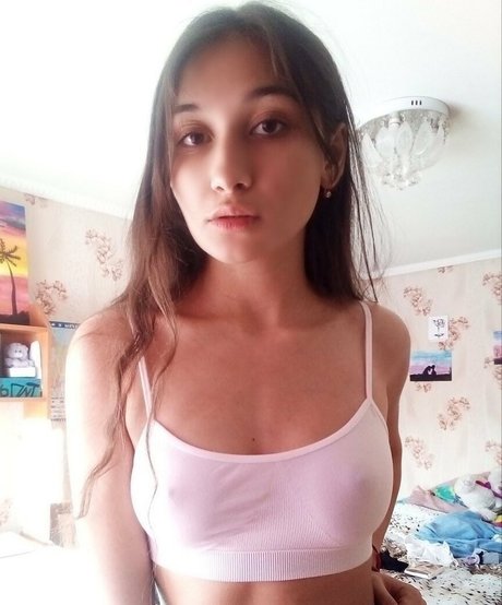 Yulia Sweet Girl star pic