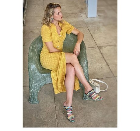 Shantel VanSanten naked pornstar photo