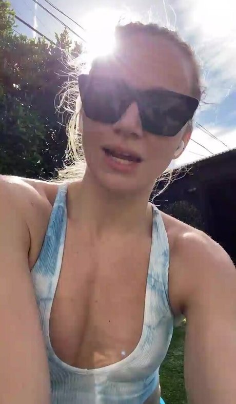 Shantel VanSanten star best images