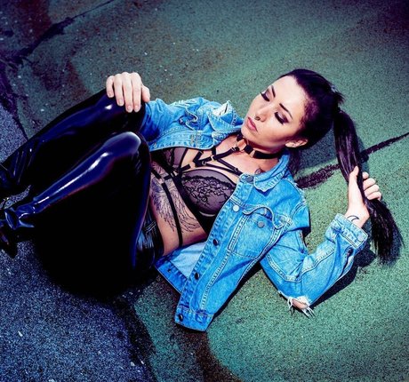 Inkedfleur exclusive actress archive