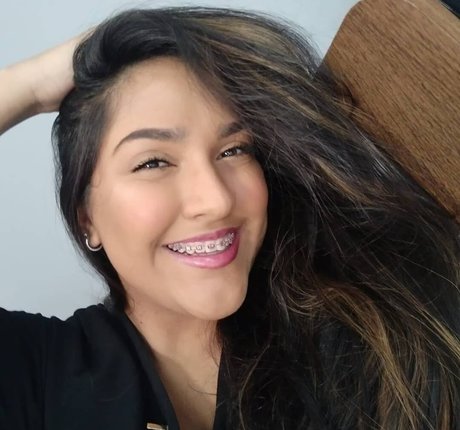 Sofia Mendonca pornographic star gallery