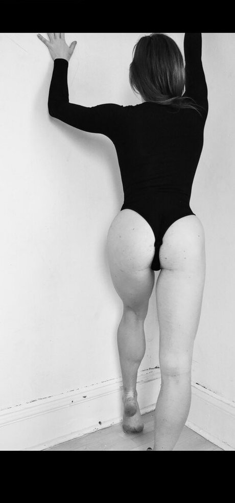 Myraxxxx adult model galleries