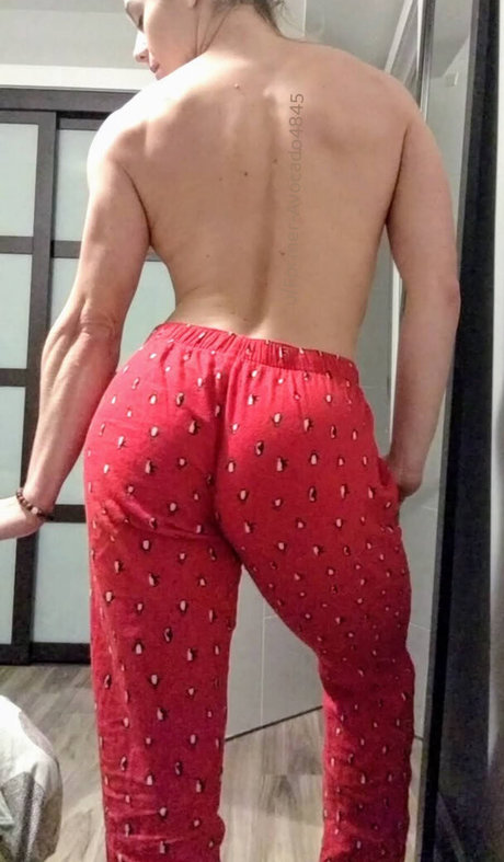 Myraxxxx exclusive model pics