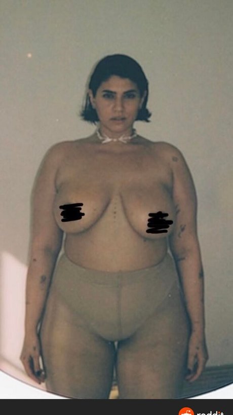 Latecia Thomas naked model pic