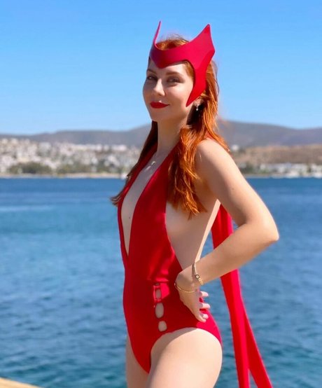 Ezgi Zorba model erotic photos