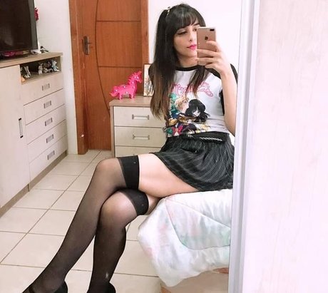 Faelinyfae xxx actress pics