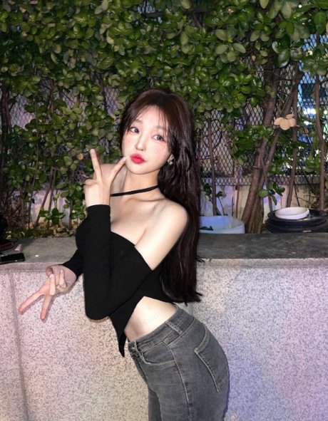 han kyung__ pornstar erotic image