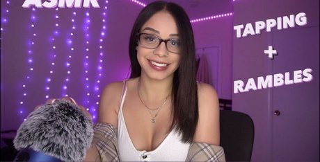 somiiiasmr sexy model images