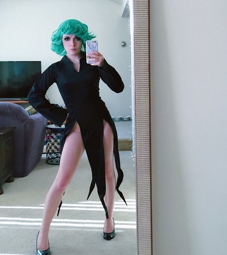 Aara Lee model nice image