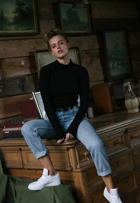 Karolina Pisarek star exclusive archive