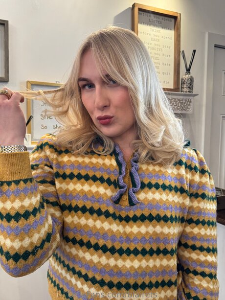 blairets beautiful actress pics