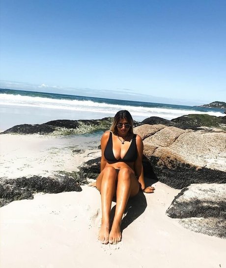 Meredithblake exclusive star photos