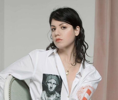 Krista Papista art model pic