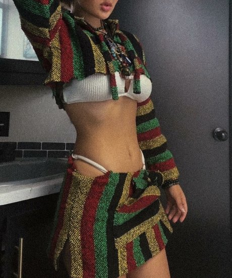 Ember Vail erotic pornstar image