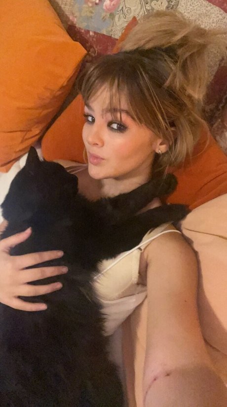 Ember Vail star art picture