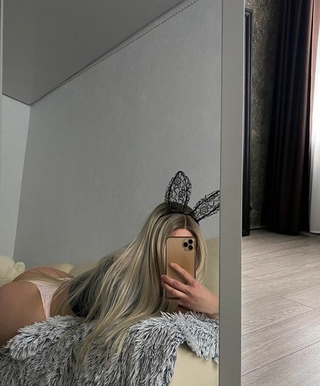 Sophyvibess pornstar xxx pic