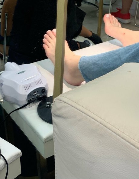 catbunnygomez naked model picture