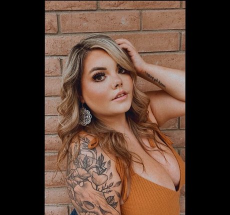 Lilly Zamora high quality model galleries