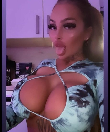 lola official star xxx gallery