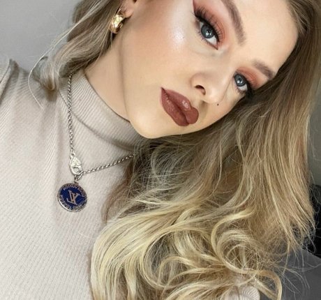 Amber R Brightman pornstar perfect pic