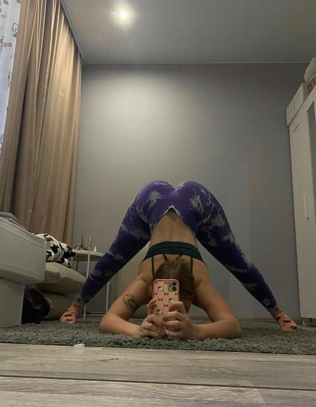 malymvaa naked star picture