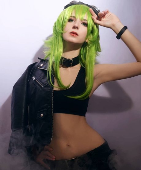 Holly White sexy star picture