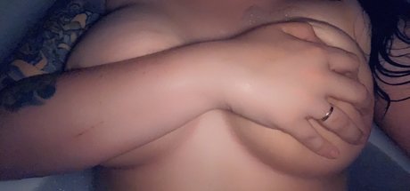 AriciaAnn perfect pornstar photos